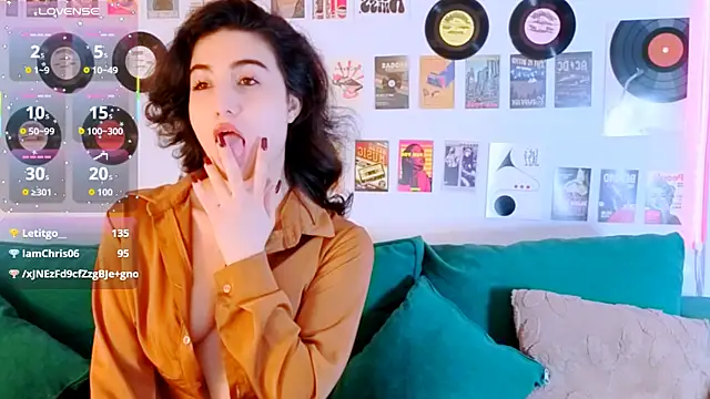 Maya_Rogerss webcam