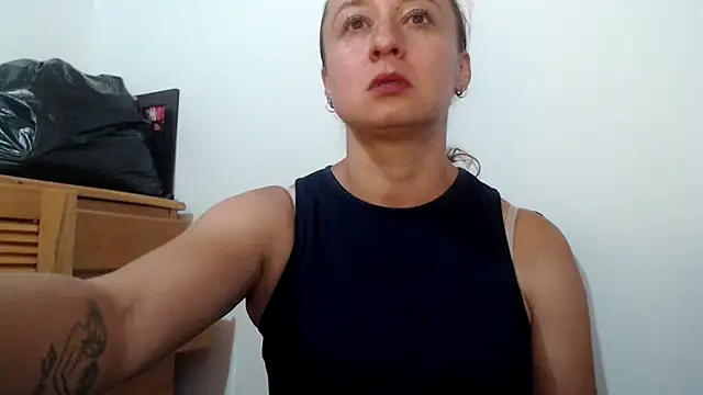 Milf_Valeria webcam