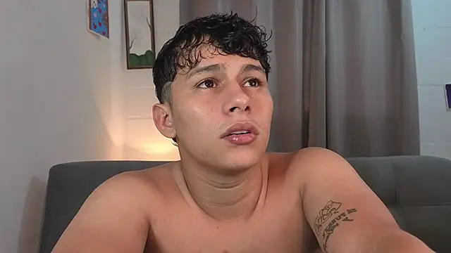 elias_steel1 webcam