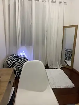 VelvetLunna webcam