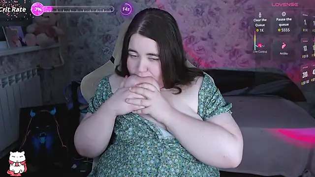 Estelle_Hicks webcam