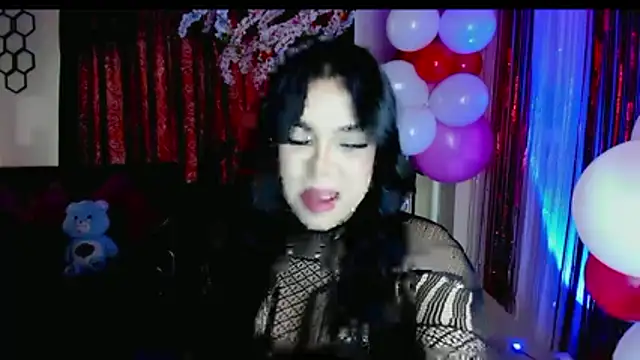 linda_zaam83866 webcam