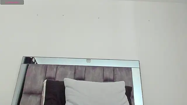 alyssia_ocean webcam