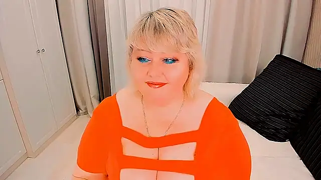 BIGTITSBBW webcam