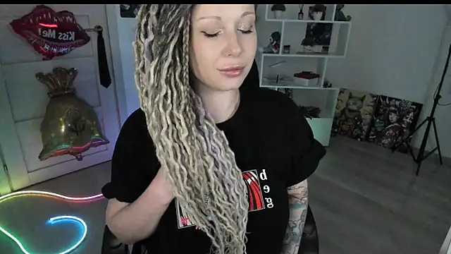 HoneySallyMoore webcam