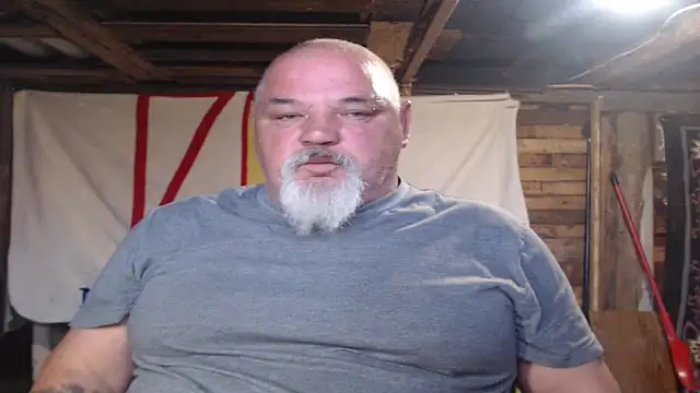 Newfiesausage1972 webcam