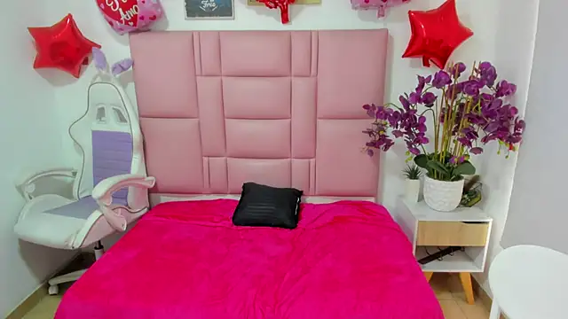Lina_Castle webcam