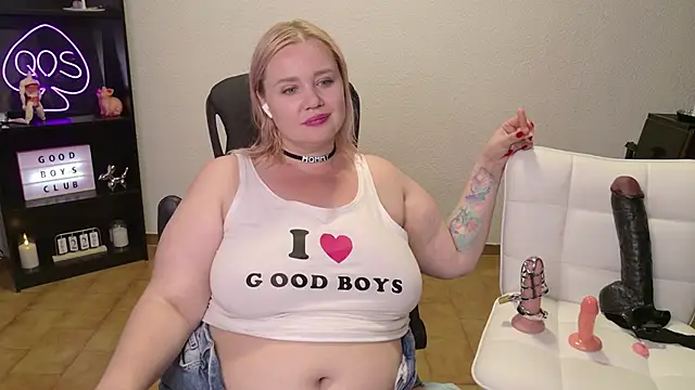 MargotGrey webcam
