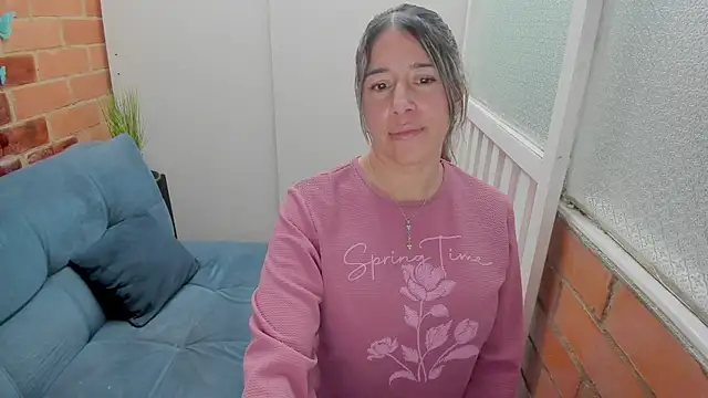 Penelope47 webcam