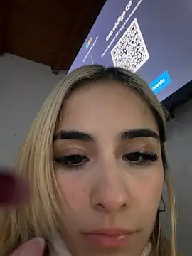 Babylovetierna1 live sex cam