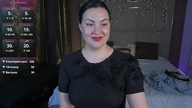 VelvetLuck webcam