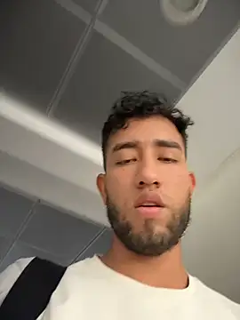 liam_bronw webcam