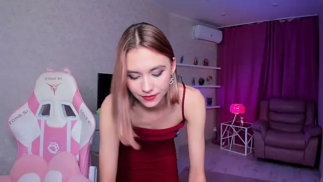 EllaCurtis webcam