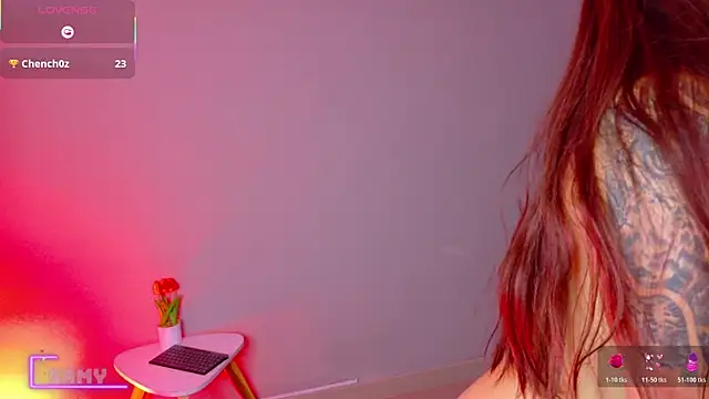 samantha_tattu webcam