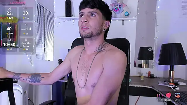 StefanoBigCock webcam