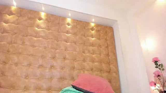 violet_giraldo webcam