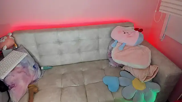 tinysara webcam