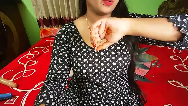 BengaliQueenStar webcam