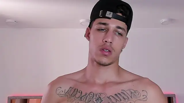 orionblaze69_ - Orionblaze69_'s free webcam - UK Sex Cams