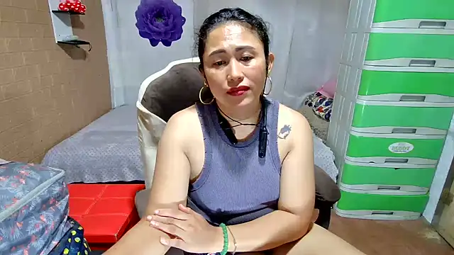 filipina_desire - Filipina_Desire's free webcam - UK Sex Cams
