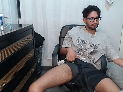 thomass1018 webcam