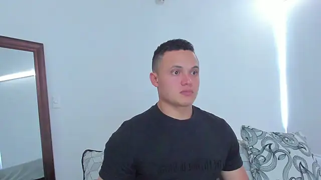 KingLevi01 webcam