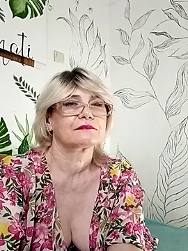 Catty_Lady webcam