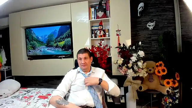 SpartacusDaddy48 webcam