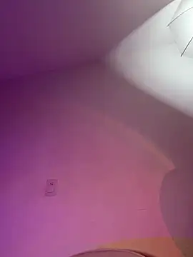 krisstenSantos webcam