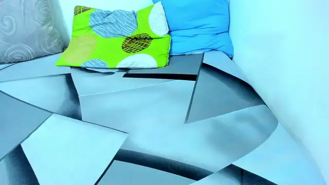 Leon_Hotx webcam