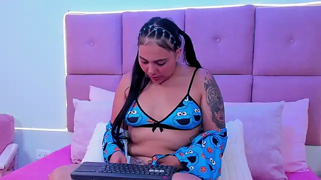EmyRossie webcam