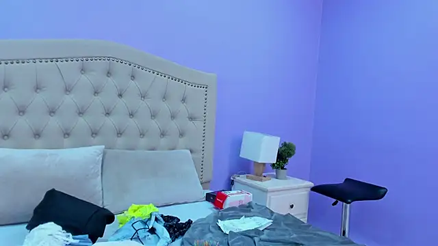 AfroditaOwens webcam