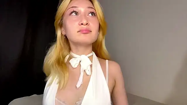 BlissfulDreams webcam