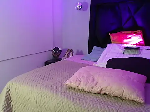JadeBonnet webcam