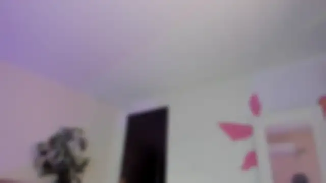YariRose webcam