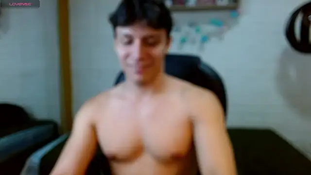 zayn_clausen - Zayn_clausen's free webcam - UK Sex Cams
