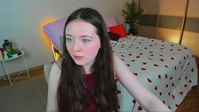 AlluringLookk webcam