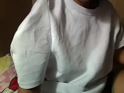 Asian-Aizax webcam