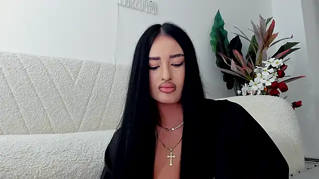 EmeraldKatt webcam