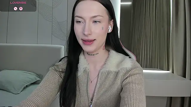 JenniferQueen11 webcam