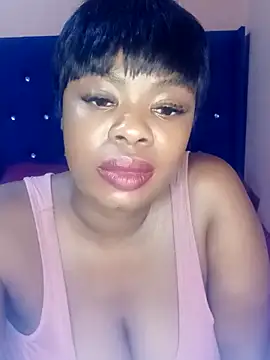 Luciouslips00 webcam