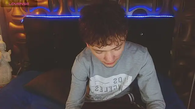 cruz_dante (M young) - CUMING IN PUBLIC