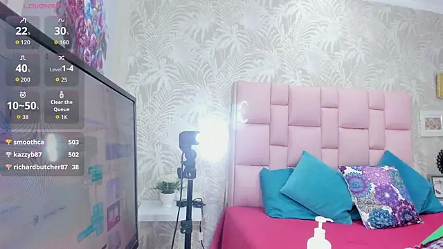 Mara_Summerr webcam