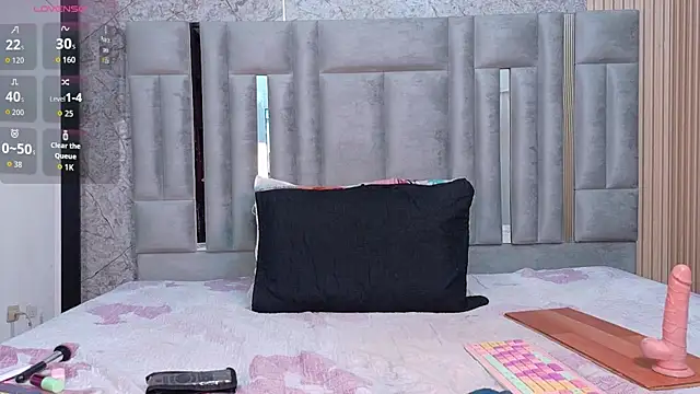 EbonyCoWorker webcam