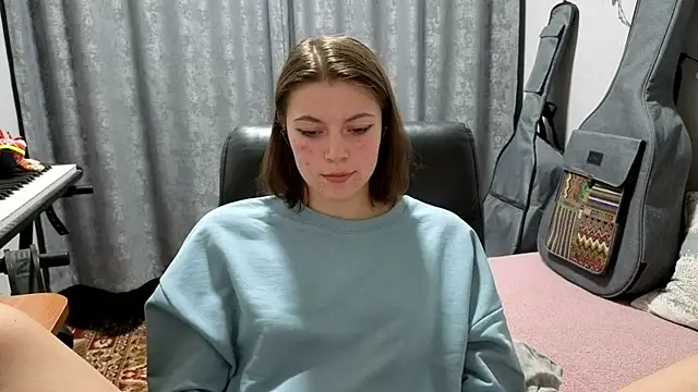 CutieAnny webcam