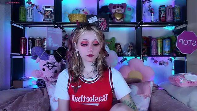 _Devill_Baby webcam