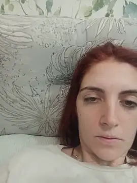 Honeygirl08 webcam