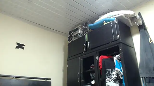 adrixxx38 webcam