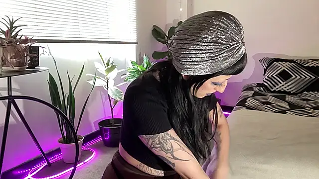 ELENA_UMBRA webcam