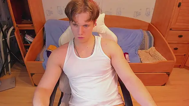 Dexter_Bennett webcam